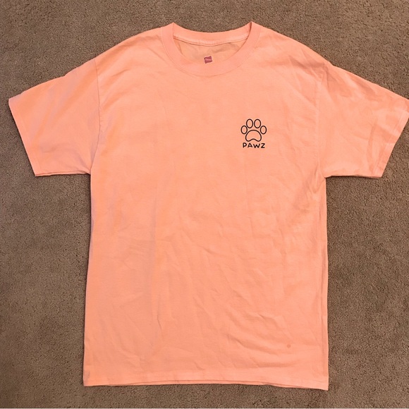 Hanes Pawz Graphic Tee Adult Size Medium Peach Turquoise Paw Print Unisex - Picture 2 of 6